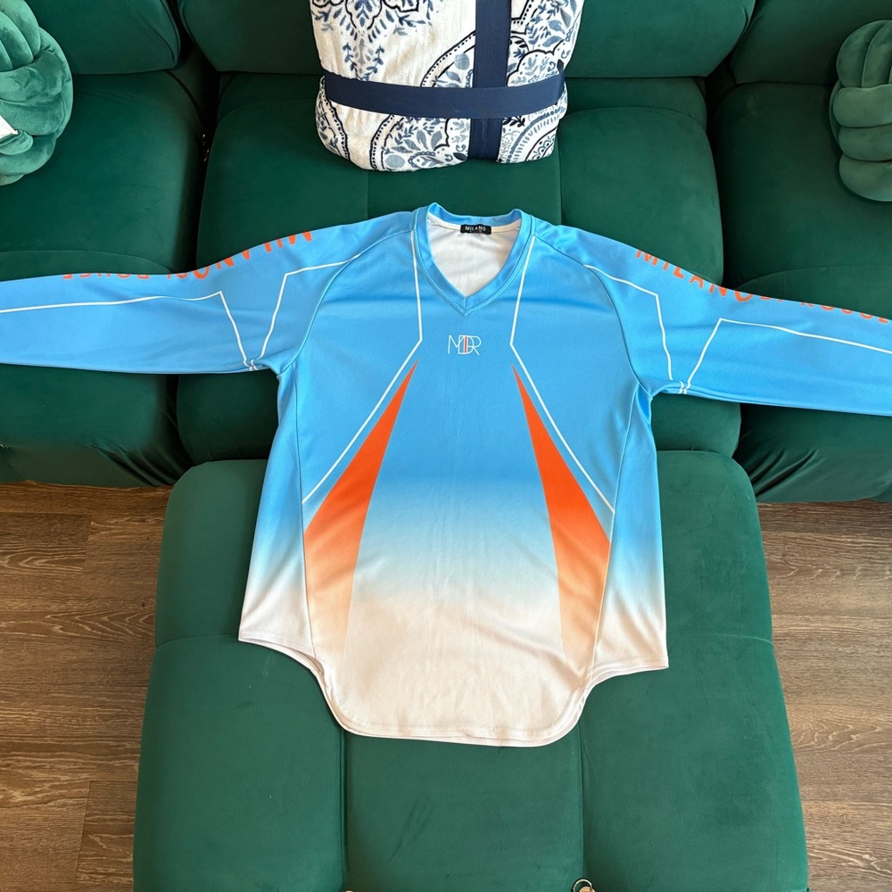 Milano Di Rouge Blue and Orange Rash Guard